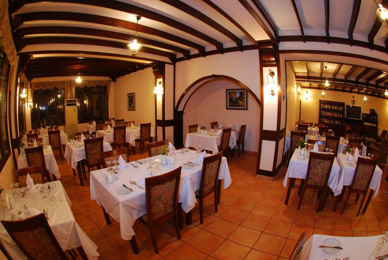 Bellapais Monastery Hotel Кирения Екстериор снимка