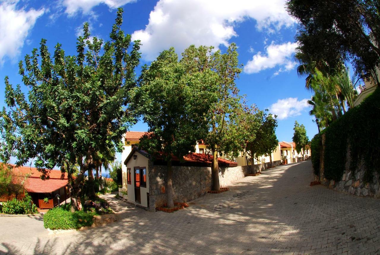 Bellapais Monastery Hotel Кирения Екстериор снимка
