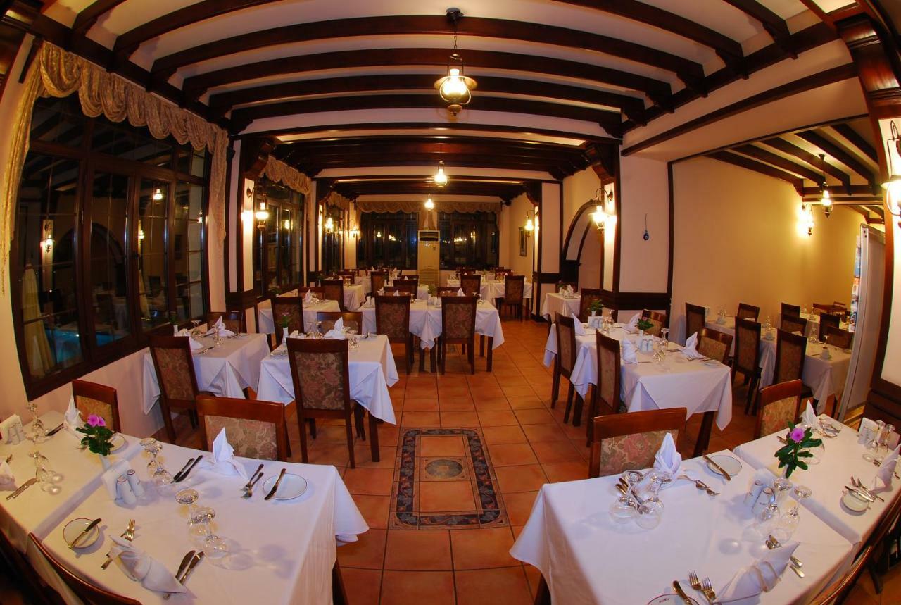 Bellapais Monastery Hotel Кирения Екстериор снимка